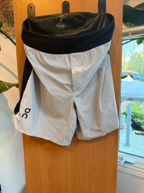 On Running Men’s Light Gray Athletic Shorts with Black Waistband